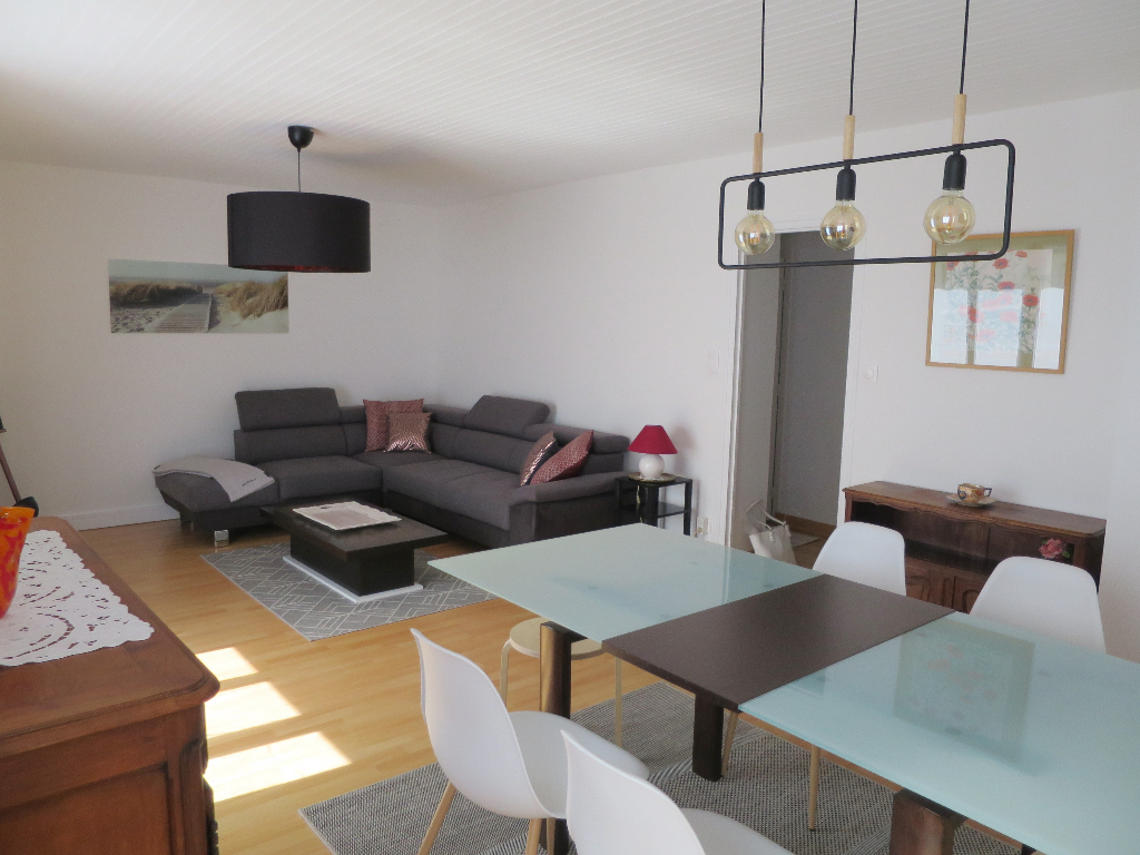 LOCATION BREST PLACE DE STRASBOURG T4 MEUBLE BELLES PERSTATIONS LOCATION BREST PLACE DE STRASBOURG T4 MEUBLE BELLES PERSTATIONS