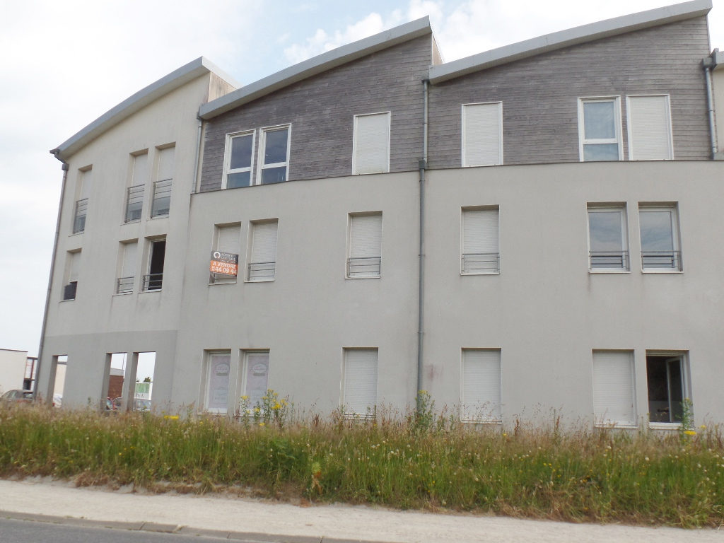 A VENDRE BREST APPARTEMENT T2 47M² 1 CHAMBRE IMMEUBLE RECENT PARKING PRIVATIF A VENDRE BREST APPARTEMENT T2 47M² 1 CHAMBRE IMMEUBLE RECENT PARKING PRIVATIF
