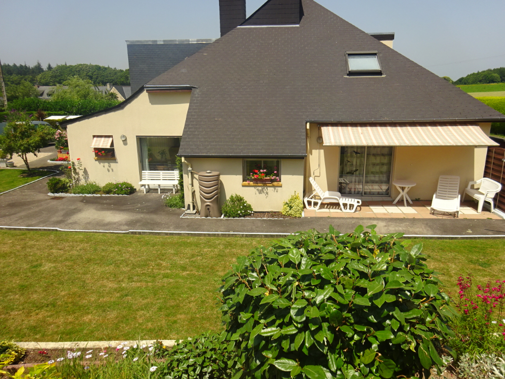 A VENDRE GUIDEL MAISON T9 de 260m² NON MITOYENNE TERRAIN de 1200m² A VENDRE GUIDEL MAISON T9 de 260m² NON MITOYENNE TERRAIN de 1200m²