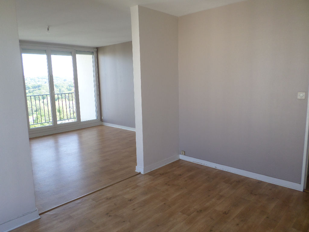 A LOUER BREST SUP DE CO APPARTEMENT T5 DE 97 M² A LOUER BREST SUP DE CO APPARTEMENT T5 DE 97 M²