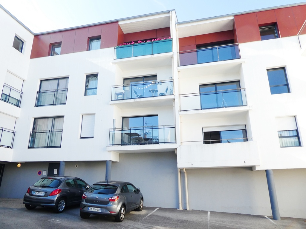 EXCLUSIVITE BREST SAINT MARC APPARTEMENT T3 61.50M² RESIDENCE RECENTE ASCENSEUR PLACE DE PARKING EN SOUS SOL EXCLUSIVITE BREST SAINT MARC APPARTEMENT T3 61.50M² RESIDENCE RECENTE ASCENSEUR PLACE DE PARKING EN SOUS SOL
