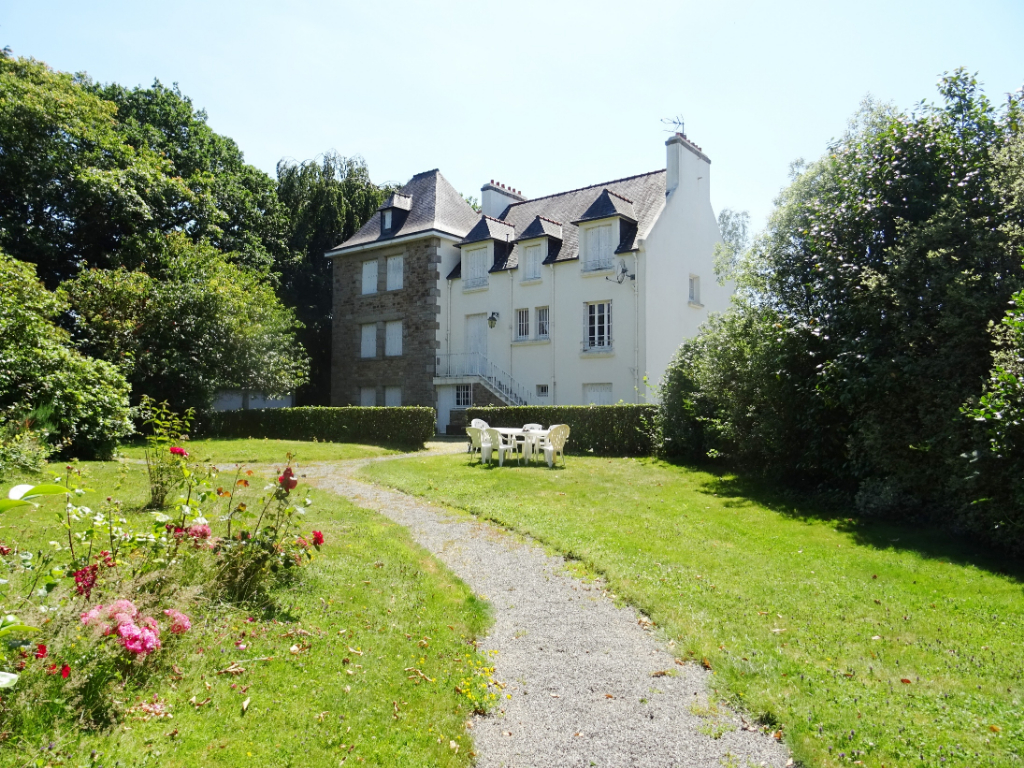 A VENDRE PLABENNEC MAISON 14 PIECES 320M² SUR TERRAIN DE 4744 M² A VENDRE PLABENNEC MAISON 14 PIECES 320M² SUR TERRAIN DE 4744 M²