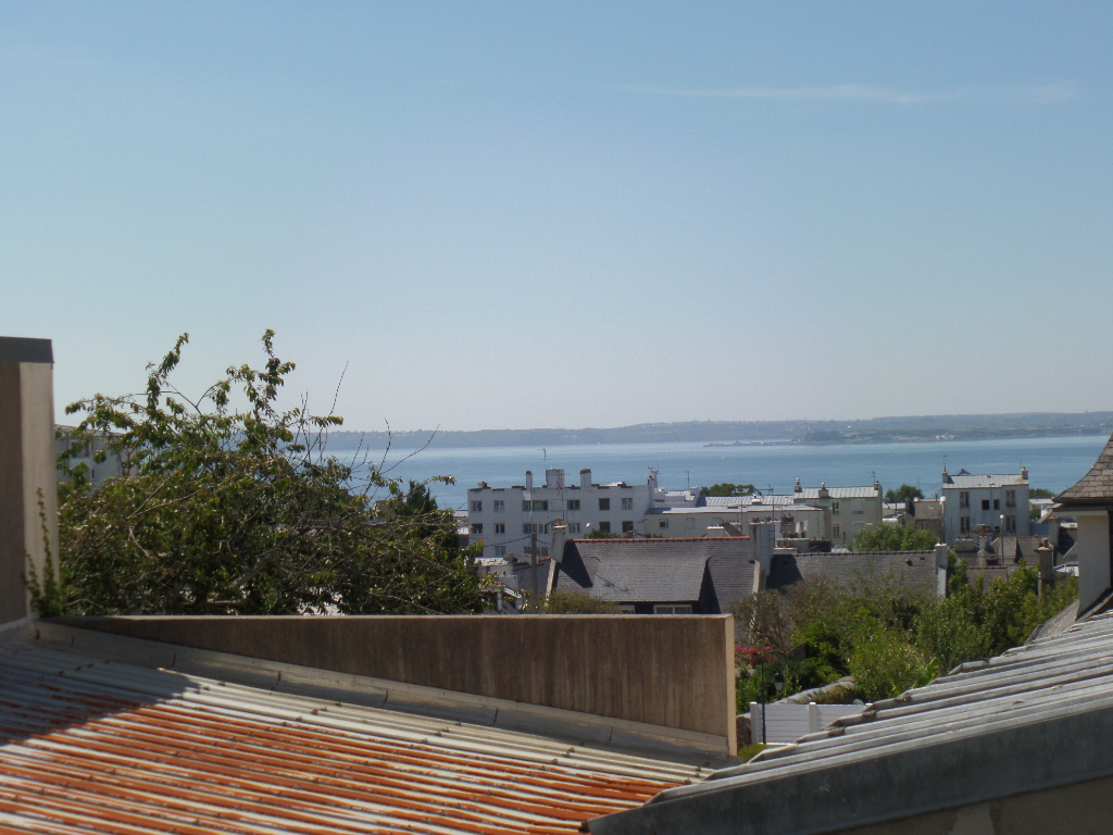 A VENDRE BREST QUATRE MOULINS APPARTEMENT T1BIS 31.03 m² VUE RADE A VENDRE BREST QUATRE MOULINS APPARTEMENT T1BIS 31.03 m² VUE RADE