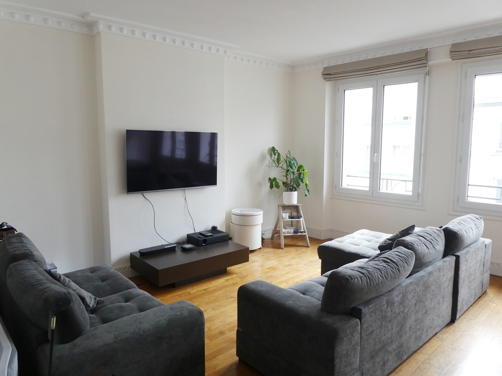 A VENDRE BREST LIBERTE APPARTEMENT T4 86.40M² DERNIER ETAGE BALCON A VENDRE BREST LIBERTE APPARTEMENT T4 86.40M² DERNIER ETAGE BALCON