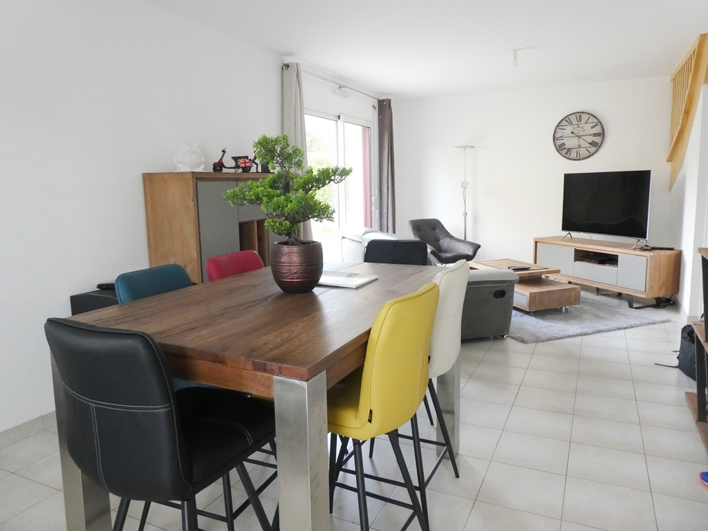 A VENDRE BREST CAVALE BLANCHE MESNOS MAISON T6 88M² HABITABLE 101M² AU SOL TERRAIN DE 525M² TERRASSE GARAGE A VENDRE BREST CAVALE BLANCHE MESNOS MAISON T6 88M² HABITABLE 101M² AU SOL TERRAIN DE 525M² TERRASSE GARAGE