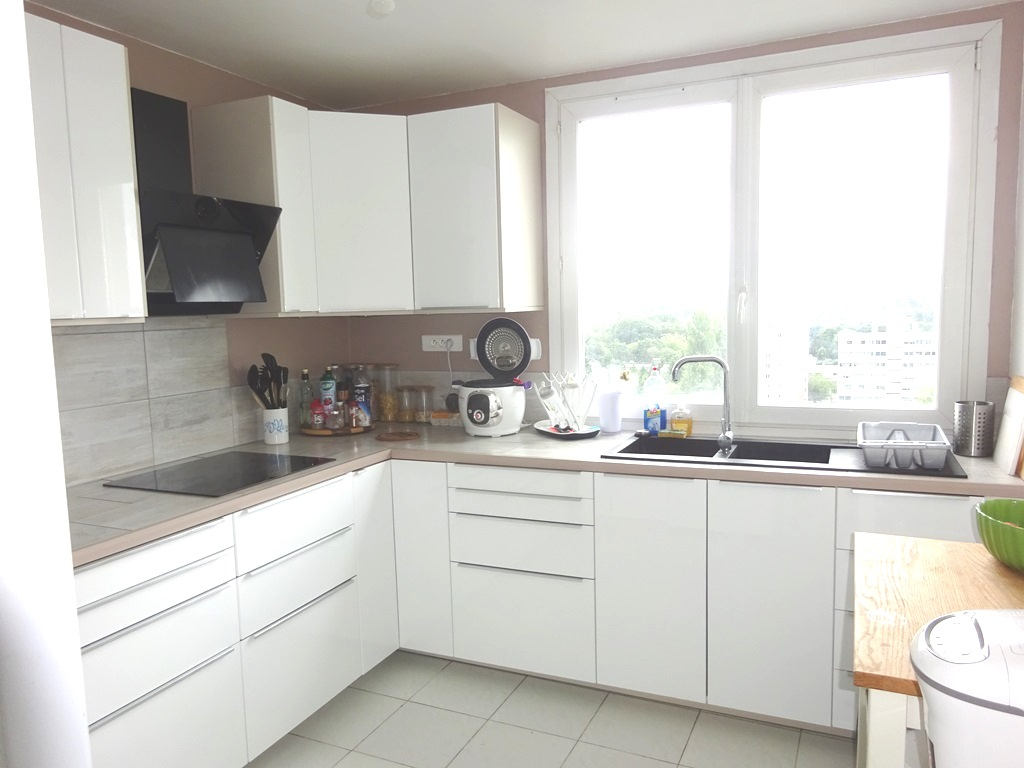 A VENDRE EXCLUSIVITÉ BREST QUIZAC APPARTEMENT T 4 82.50 m2 ASCENSEUR BALCONS SUD OUEST PARKING PRIVE EN SOUS-SOL A VENDRE EXCLUSIVITÉ BREST QUIZAC APPARTEMENT T 4 82.50 m2 ASCENSEUR BALCONS SUD OUEST PARKING PRIVE EN SOUS-SOL