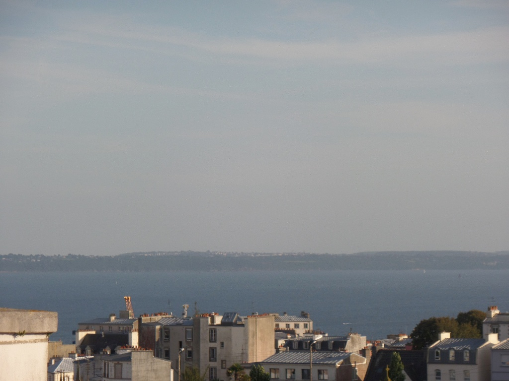 A VENDRE EXCLUSIVITE BREST SAINT-MICHEL / OCTROI APPARTEMENT T3 68.78m² DERNIER ETAGE VUE MER GARAGE BALCON A VENDRE EXCLUSIVITE BREST SAINT-MICHEL / OCTROI APPARTEMENT T3 68.78m² DERNIER ETAGE VUE MER GARAGE BALCON
