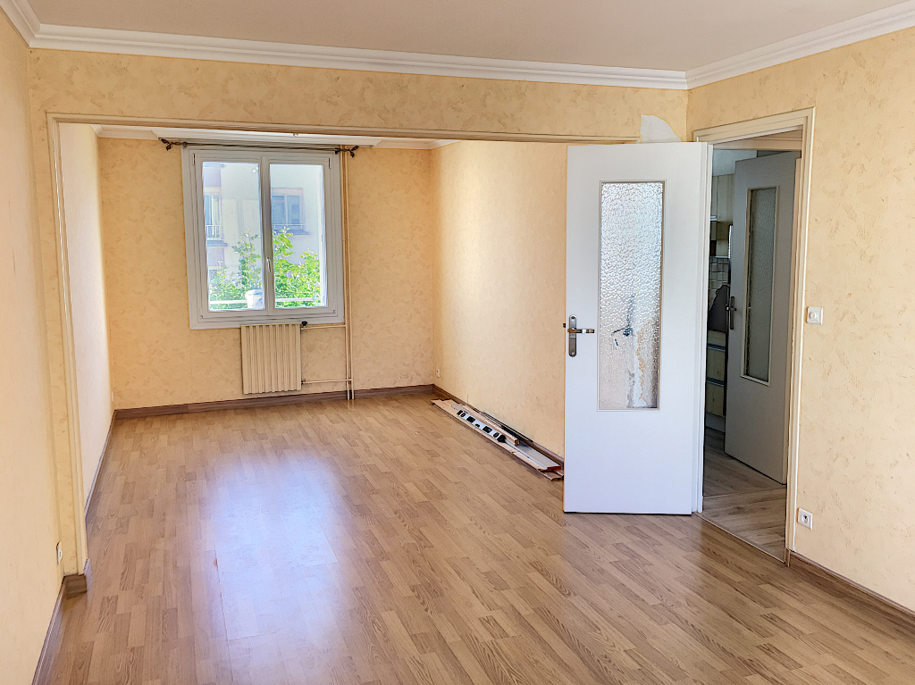 A VENDRE BREST PETIT PARIS APPARTEMENT T4 64.28m² 2 CHAMBRES IDEAL INVESTISSEUR A VENDRE BREST PETIT PARIS APPARTEMENT T4 64.28m² 2 CHAMBRES IDEAL INVESTISSEUR