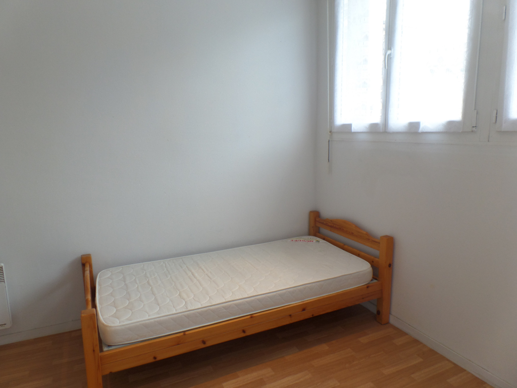 LOCATION BREST HARTELOIRE STUDIO 17.80m² PROCHE CENTRE ET FACS LOCATION BREST HARTELOIRE STUDIO 17.80m² PROCHE CENTRE ET FACS
