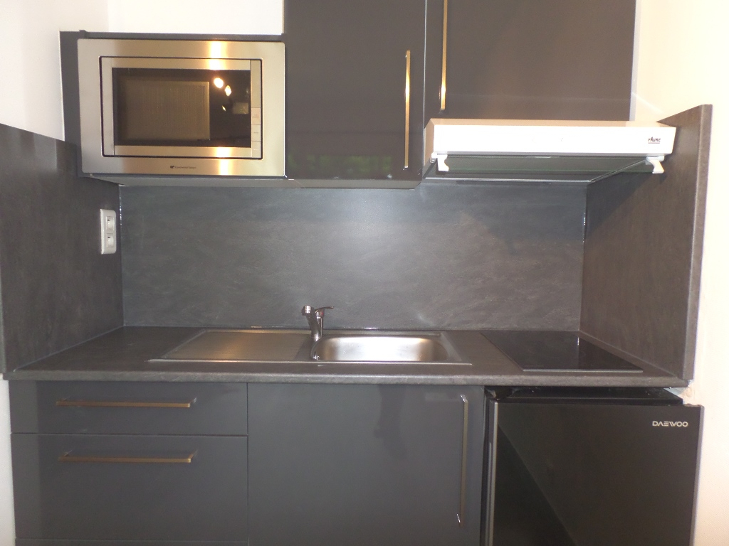 LOCATION BREST SAINT MARC STUDIO 21.98 M² JARDIN PRIVATIF PLACE DE PARKING RESIDENCE CALME ET ENVIRONNEMENT VERDOYANT LOCATION BREST SAINT MARC STUDIO 21.98 M² JARDIN PRIVATIF PLACE DE PARKING RESIDENCE CALME ET ENVIRONNEMENT VERDOYANT