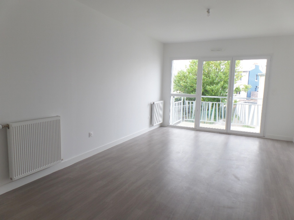 A LOUER BREST LAMBEZELLEC APPARTEMENT T3 57.60 m² RESIDENCE NEUVE BALCON PARKING A LOUER BREST LAMBEZELLEC APPARTEMENT T3 57.60 m² RESIDENCE NEUVE BALCON PARKING