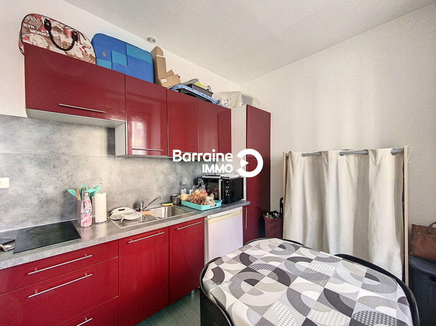 LOCATION BREST SAINT MICHEL STUDIO MEUBLE 14 M² PROCHE CENTRE ET GARE PROXIMITE TRAMWAY LOCATION BREST SAINT MICHEL STUDIO MEUBLE 14 M² PROCHE CENTRE ET GARE PROXIMITE TRAMWAY