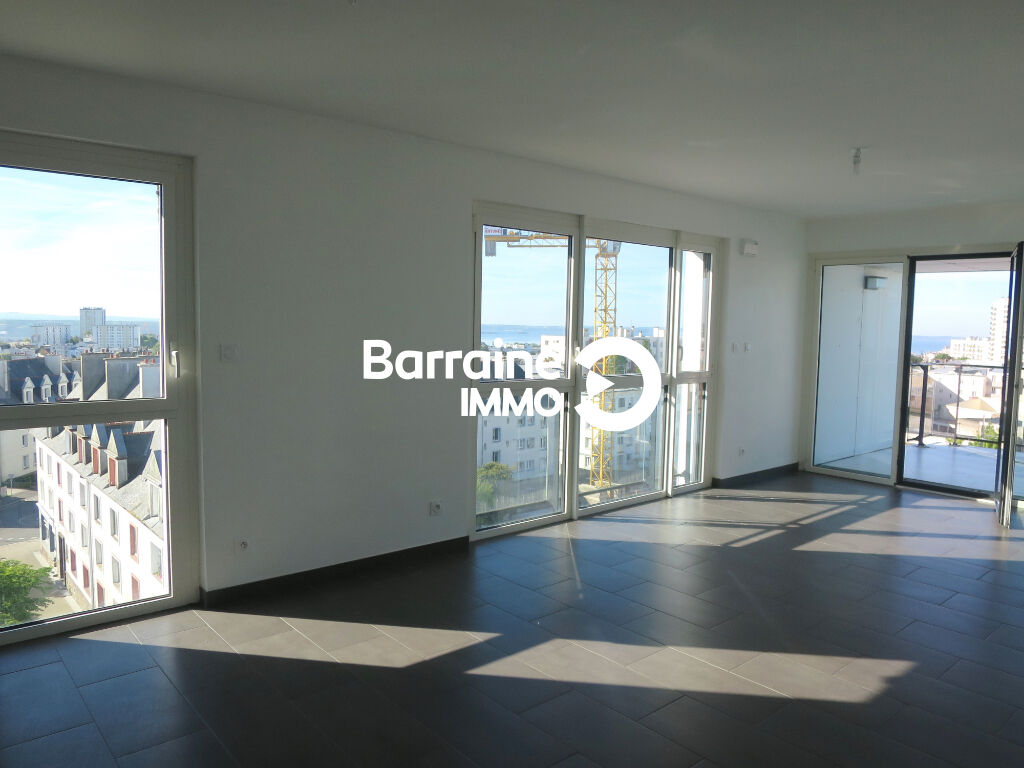 A LOUER BREST PLACE DE STRASBOURG APPARTEMENT T4 81.84 M² RÉSIDENCE BBC ASCENSEUR BALCON PARKING A LOUER BREST PLACE DE STRASBOURG APPARTEMENT T4 81.84 M² RÉSIDENCE BBC ASCENSEUR BALCON PARKING