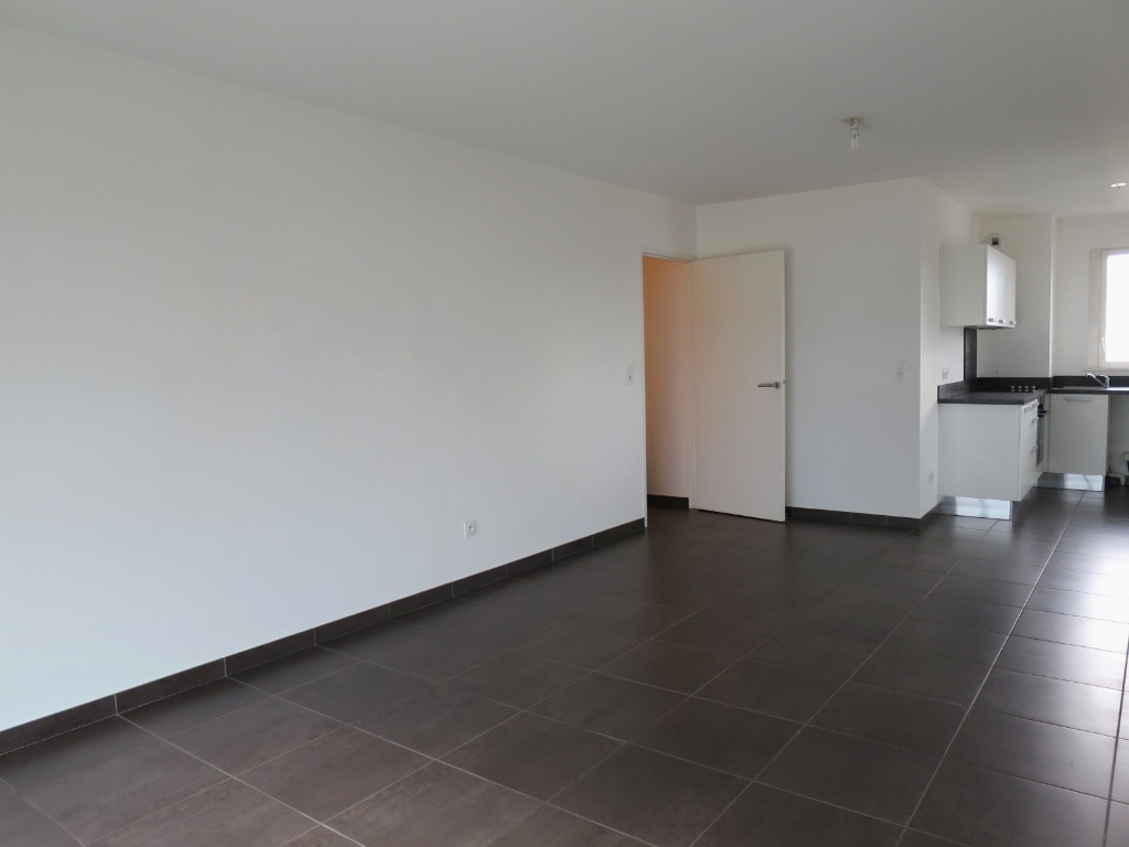 LOCATION BREST STRASBOURG APPARTEMENT T2 51.40 M² RESIDENCE BBC PARKING VUE MER LOCATION BREST STRASBOURG APPARTEMENT T2 51.40 M² RESIDENCE BBC PARKING VUE MER