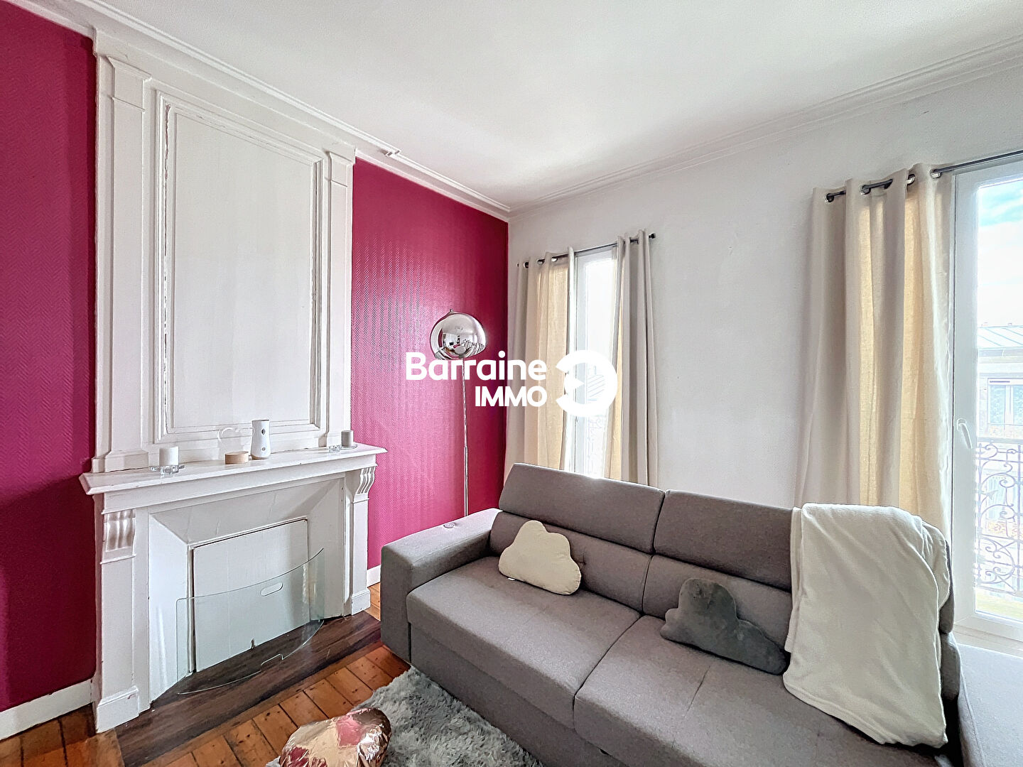 LOCATION BREST CENTRE JAURES APPARTEMENT T2 47 M² BEAUX VOLUMES BALCON PETITE VUE MER LOCATION BREST CENTRE JAURES APPARTEMENT T2 47 M² BEAUX VOLUMES BALCON PETITE VUE MER