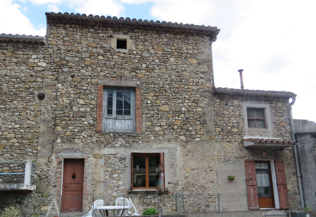 MAISON EN PIERRES MAISON EN PIERRES