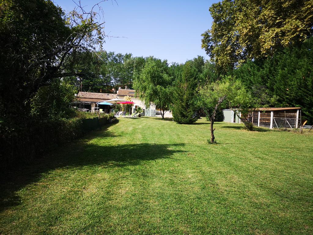 VILLA DE PLAIN PIED AVEC TERRAIN 3000 M² VILLA DE PLAIN PIED AVEC TERRAIN 3000 M²