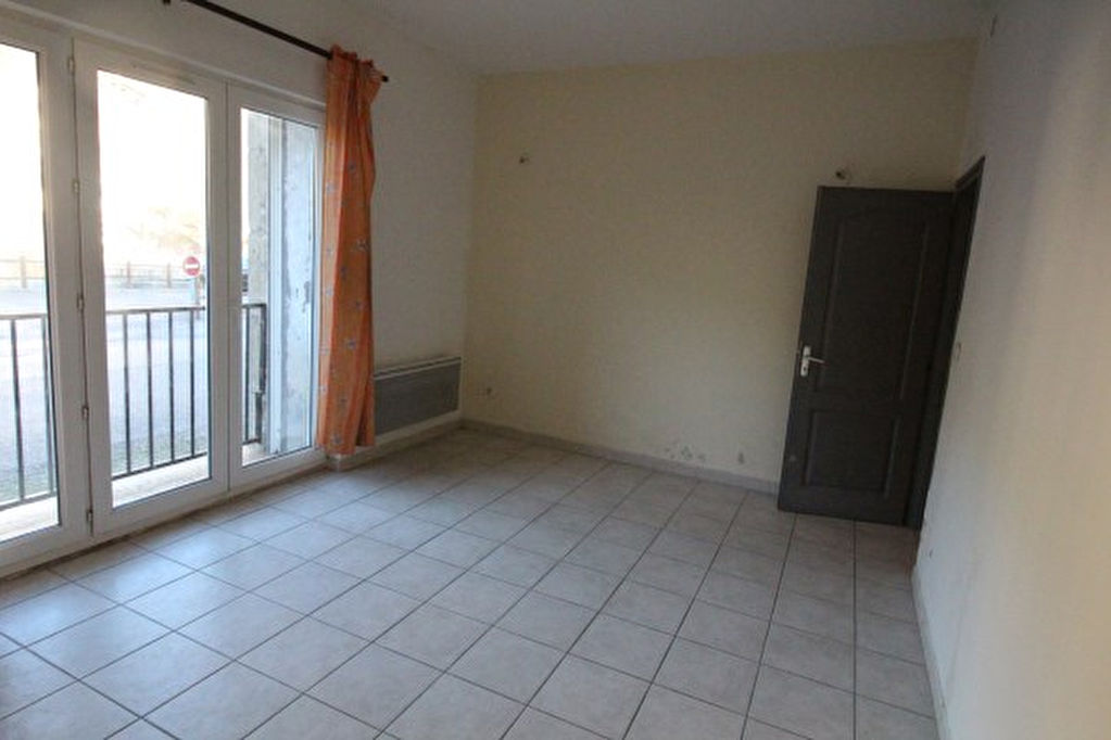APPARTEMENT EN REZ DE CHAUSSEE APPARTEMENT EN REZ DE CHAUSSEE