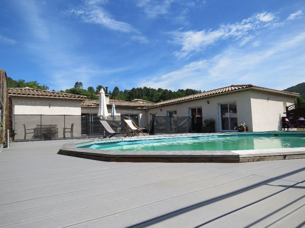 GRANDE MAISON FAMILIALE GRANDE MAISON FAMILIALE