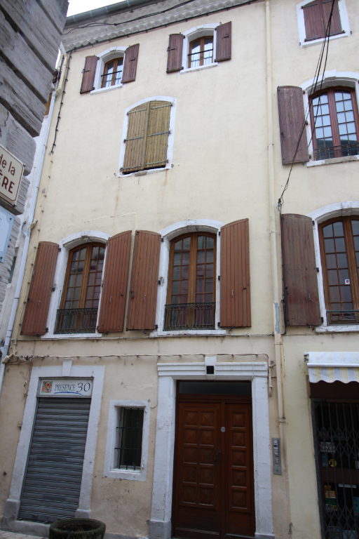 IMMEUBLE A VENDRE 9 LOTS IMMEUBLE A VENDRE 9 LOTS