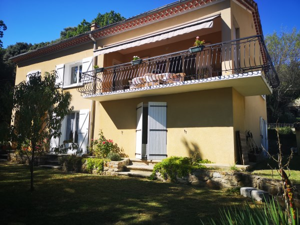 GRANDE MAISON FAMILIALE GRANDE MAISON FAMILIALE