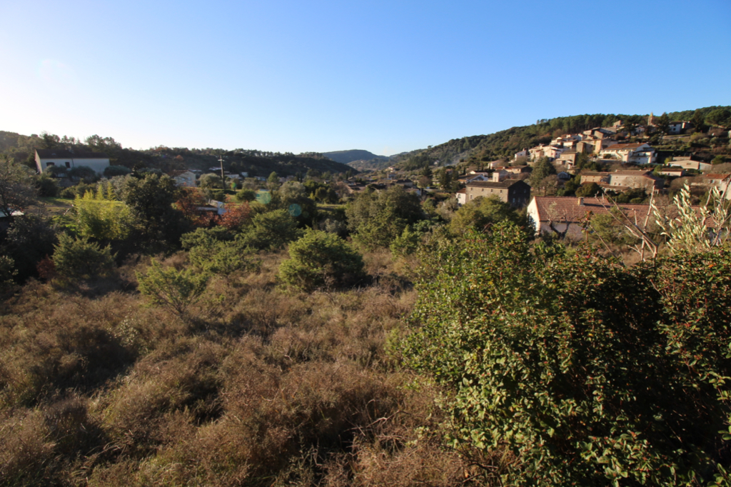Terrain Saint Bres 1100 m2 vue dominante Terrain Saint Bres 1100 m2 vue dominante