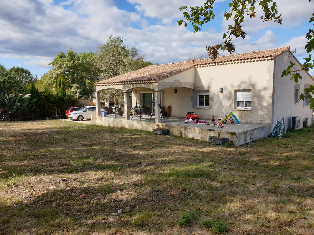 VILLA DE PLAIN PIED AU CALME VILLA DE PLAIN PIED AU CALME