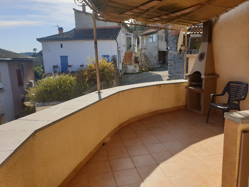 APPARTEMENT AVEC TERRASSE APPARTEMENT AVEC TERRASSE