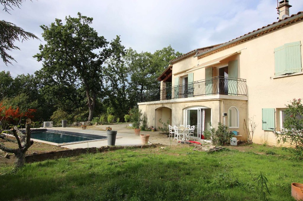 Maison Barjac 5 pièce(s) 150 m2 Maison Barjac 5 pièce(s) 150 m2