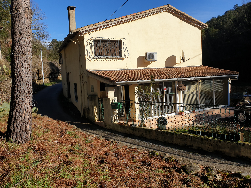 MAISON AVEC JARDIN ATTENANT ET NON ATTENANT MAISON AVEC JARDIN ATTENANT ET NON ATTENANT