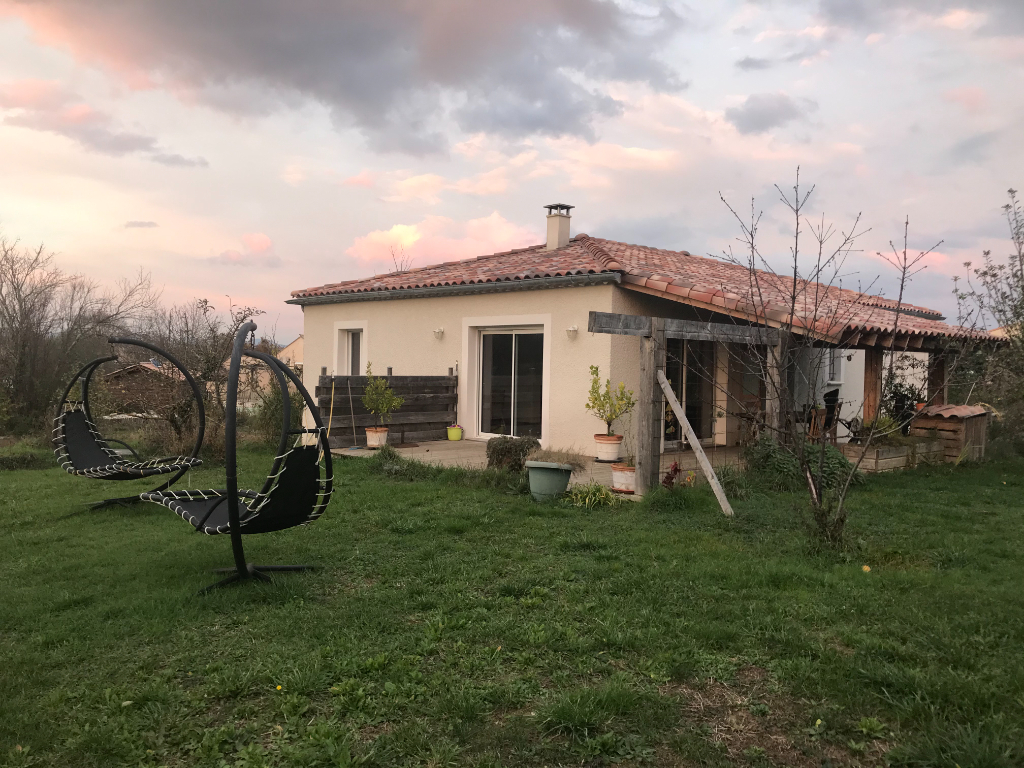 MAISON NEUVE AU CALME MAISON NEUVE AU CALME