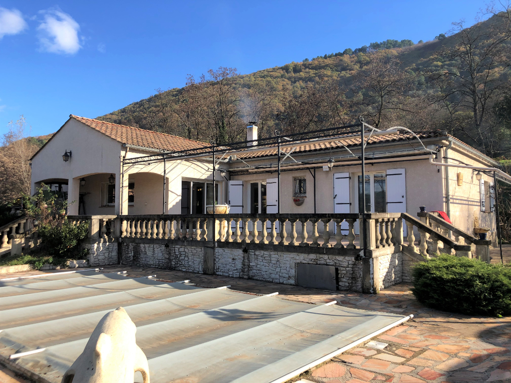 BELLE MAISON AVEC VUE DEGAGÉE BELLE MAISON AVEC VUE DEGAGÉE
