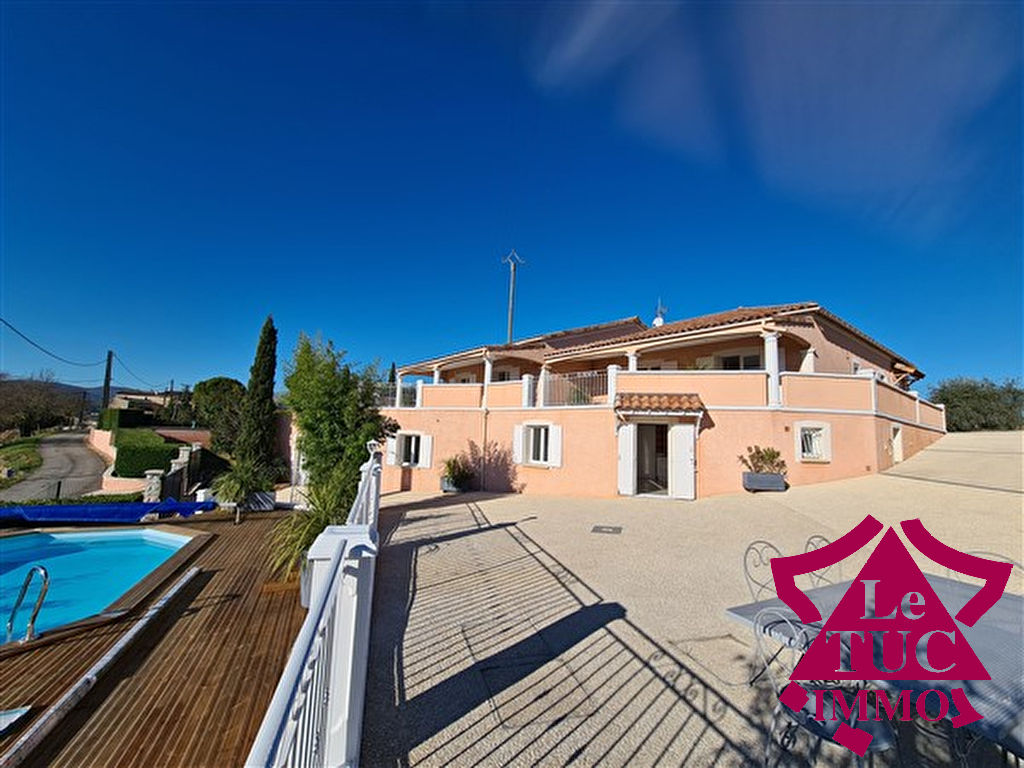 GRANDE VILLA AVEC VUE DOMINANTE GRANDE VILLA AVEC VUE DOMINANTE