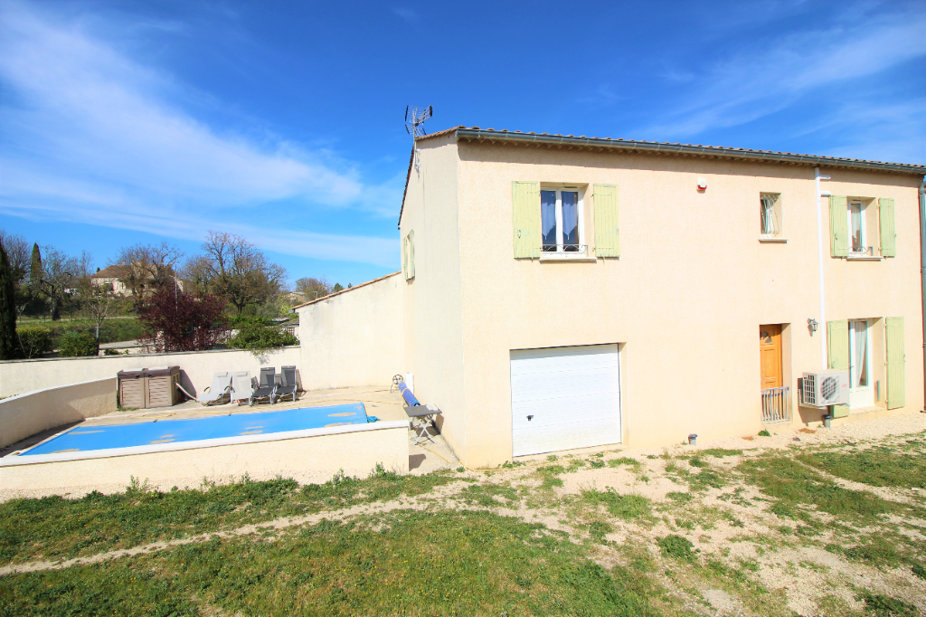 VILLA 7 PIECES 145M² AVEC PISCINE VILLA 7 PIECES 145M² AVEC PISCINE