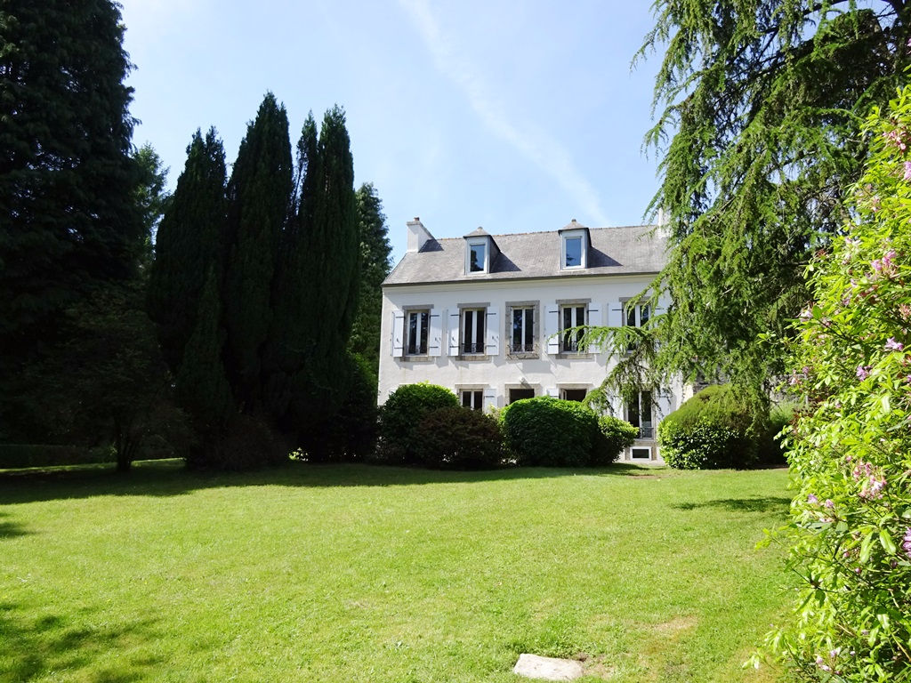 A VENDRE EXCLUSIVITÉ BREST PROCHE BOHARS MAISON T8 de 180 m² PARC de 5600 M² A VENDRE EXCLUSIVITÉ BREST PROCHE BOHARS MAISON T8 de 180 m² PARC de 5600 M²