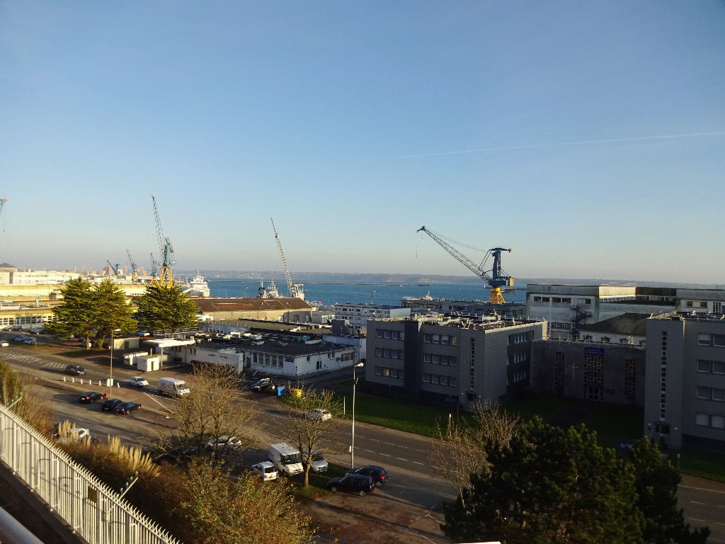 VENDU PAR OCEANE IMMOBILIER BREST CORNICHE APPARTEMENT T3 DUPLEX - VUE MER - IMMEUBLE DE 2015 BBC VENDU PAR OCEANE IMMOBILIER BREST CORNICHE APPARTEMENT T3 DUPLEX - VUE MER - IMMEUBLE DE 2015 BBC