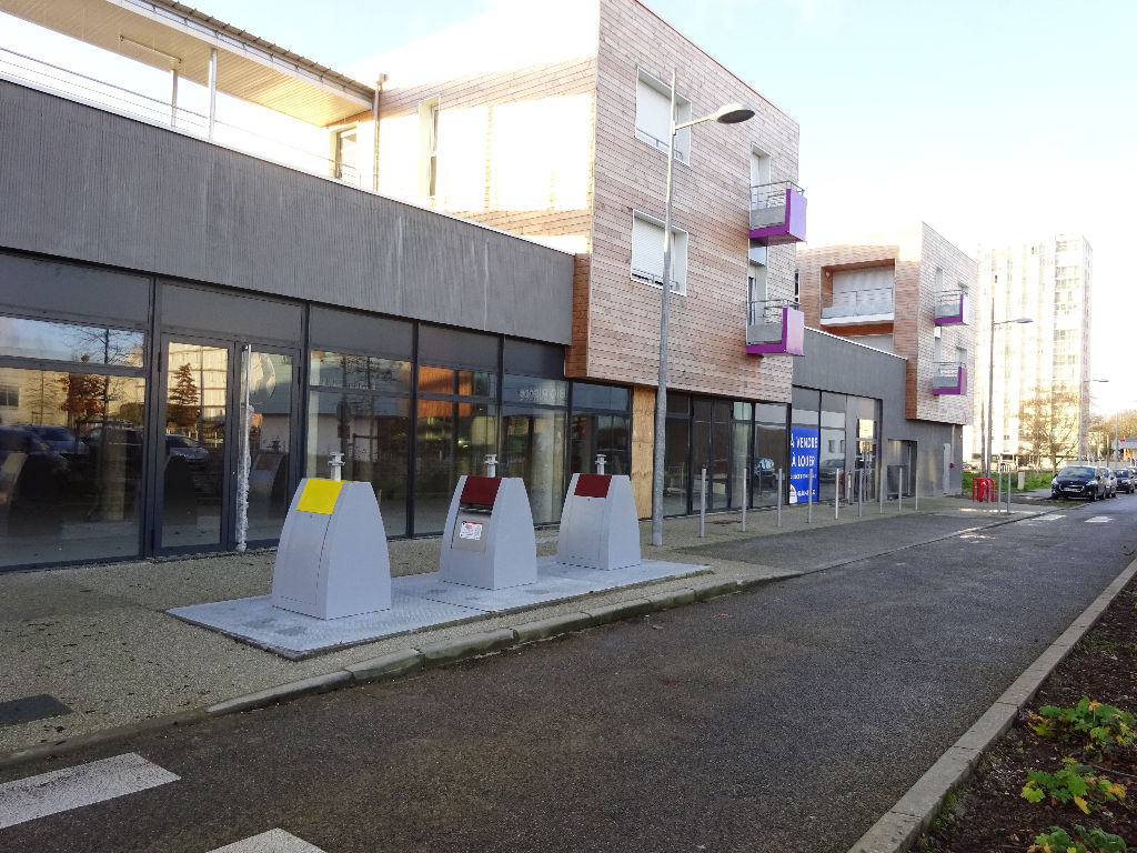 A LOUER LOCAL COMMERCIAL NEUF avec parking en sous sol - BREST QUARTIER DE L'EUROPE - 228m² Ref. C10641 A LOUER LOCAL COMMERCIAL NEUF avec parking en sous sol - BREST QUARTIER DE L'EUROPE - 228m² Ref. C10641