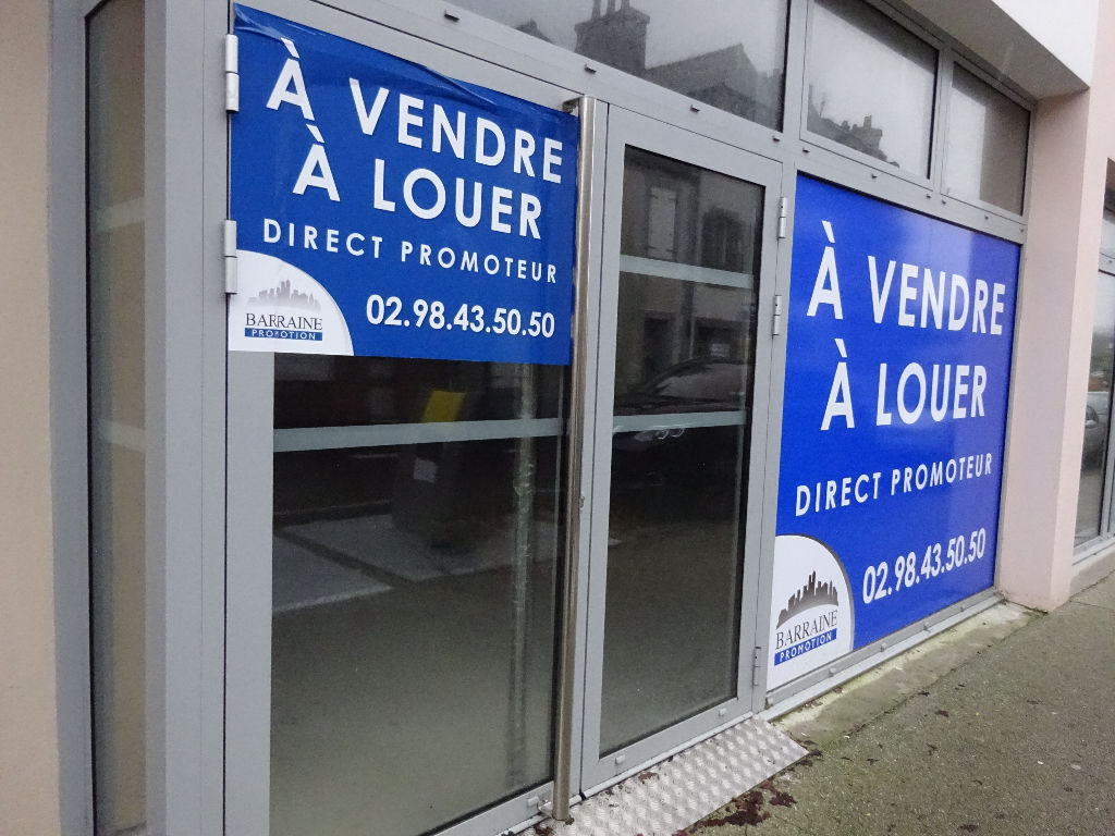 A LOUER LOCAL COMMERCIAL NEUF 93m² - CENTRE DE PLOUGASTEL DAOULAS - Ref. C10640 A LOUER LOCAL COMMERCIAL NEUF 93m² - CENTRE DE PLOUGASTEL DAOULAS - Ref. C10640