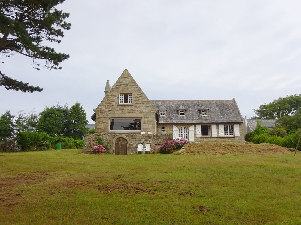 A VENDRE LANILDUT DEMEURE D'EXCEPTION T9 de 200 m² habitables FACE MER TERRAIN 2800 m² A VENDRE LANILDUT DEMEURE D'EXCEPTION T9 de 200 m² habitables FACE MER TERRAIN 2800 m²