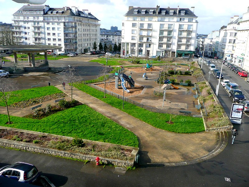 A VENDRE BREST TRIANGLE D'OR SIAM MAISON BOURGEOISE de 210 M² GARAGE TERRASSE A VENDRE BREST TRIANGLE D'OR SIAM MAISON BOURGEOISE de 210 M² GARAGE TERRASSE