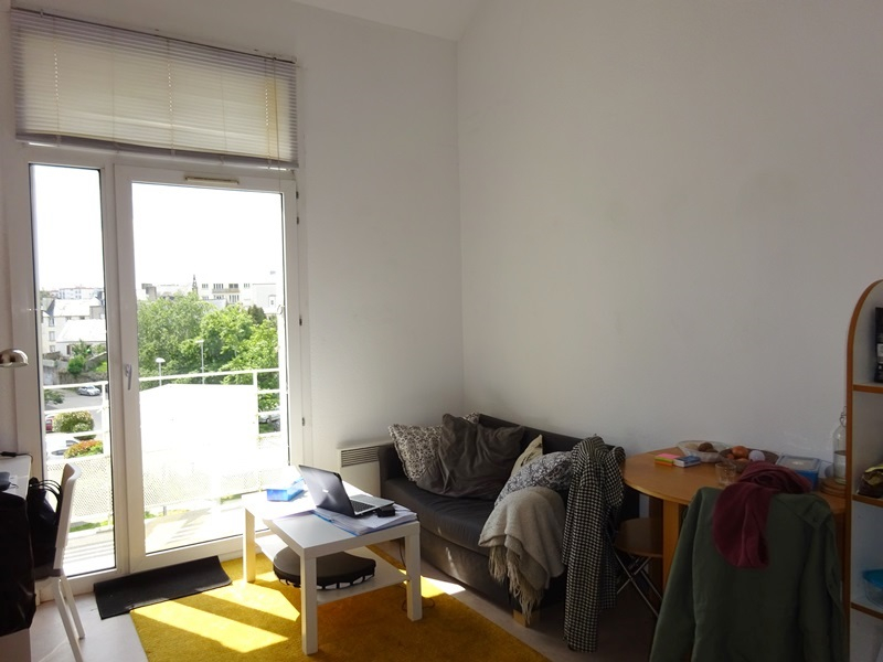 A LOUER BREST KERINOU KERICHEN T1 BIS DUPLEX MEUBLE DE 26.25 m² A LOUER BREST KERINOU KERICHEN T1 BIS DUPLEX MEUBLE DE 26.25 m²