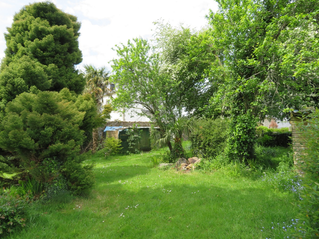IRVILLAC - 20 MNS BREST- TERRAIN - 434 m2- HORS LOTISSEMENT - T10981LP-1 IRVILLAC - 20 MNS BREST- TERRAIN - 434 m2- HORS LOTISSEMENT - T10981LP-1