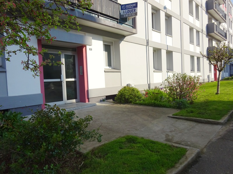 A LOUER BREST DOURJACQ APPARTEMENT T5 DE 85 M² A LOUER BREST DOURJACQ APPARTEMENT T5 DE 85 M²