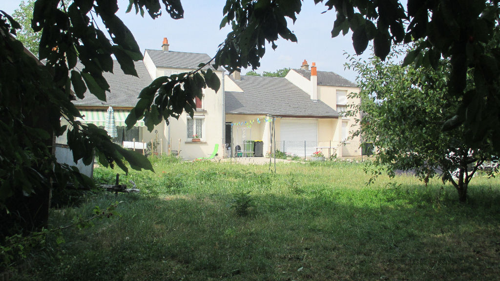 Maison 3 chambres, terrain clos Maison 3 chambres, terrain clos