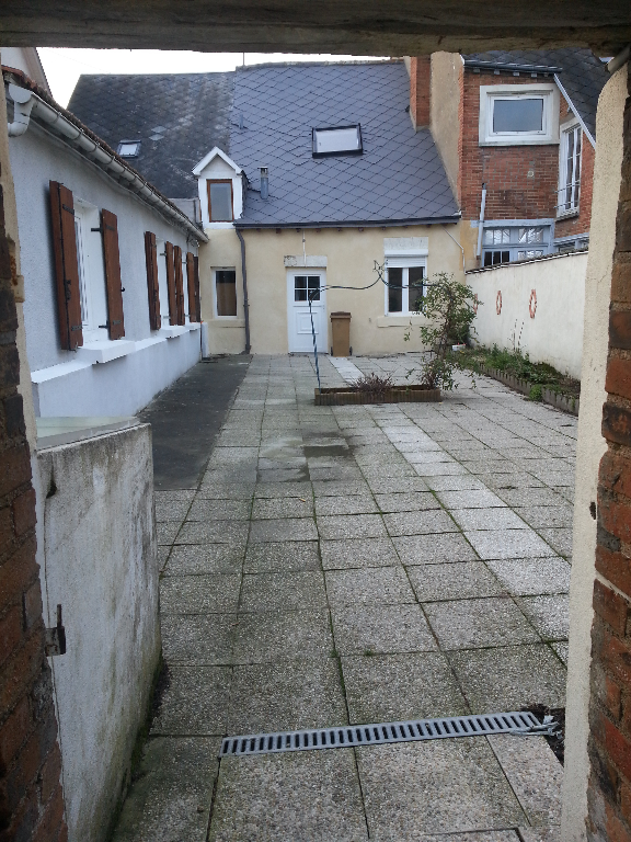 Maison F4/5 - 88 m² divisible + dépendance - ORLEANS NORDst Vincent Maison F4/5 - 88 m² divisible + dépendance - ORLEANS NORDst Vincent