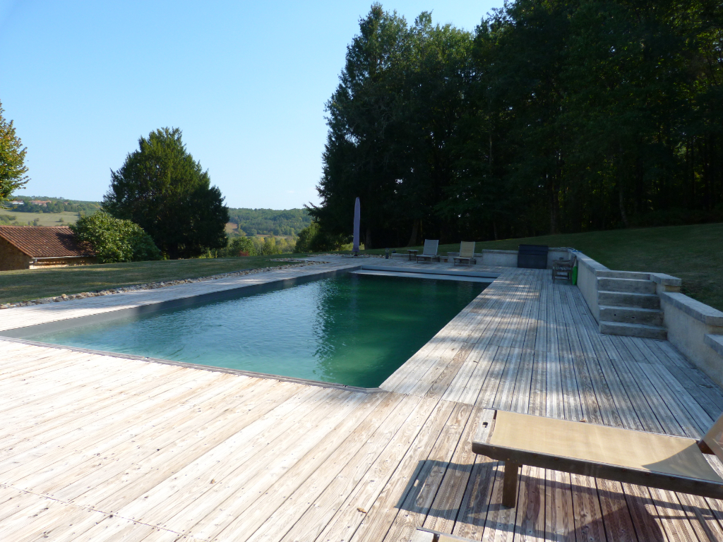 Très belle maison avec deux Gites et Piscine Très belle maison avec deux Gites et Piscine
