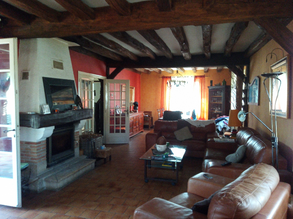 Maison F8, 200 m2 + Sous sol, 41300 SALBRIS Maison F8, 200 m2 + Sous sol, 41300 SALBRIS