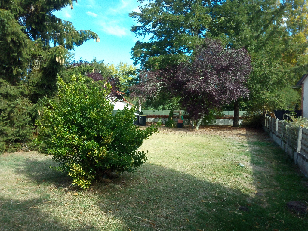 Maison F8, 200 m2 + Sous sol, 41300 SALBRIS Maison F8, 200 m2 + Sous sol, 41300 SALBRIS