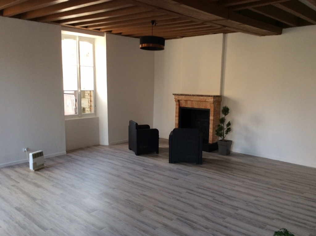 Bâtisse du XIXe idéale pour maison d'hôtes Bâtisse du XIXe idéale pour maison d'hôtes