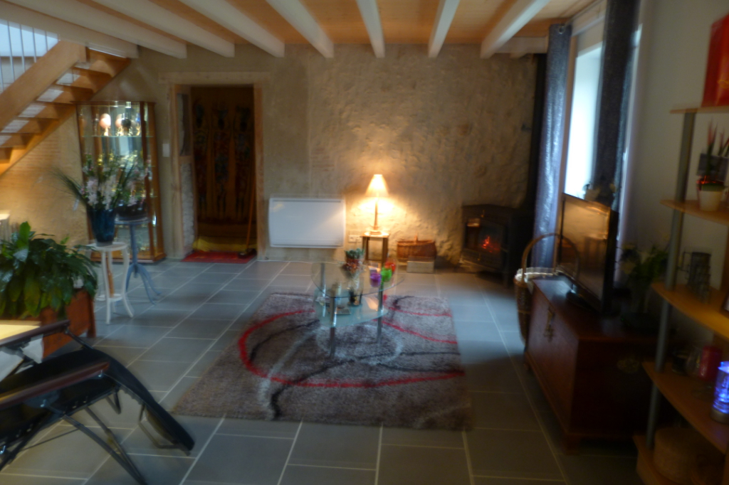 Ancienne maison refaite moderne, atypique, à voir Ancienne maison refaite moderne, atypique, à voir